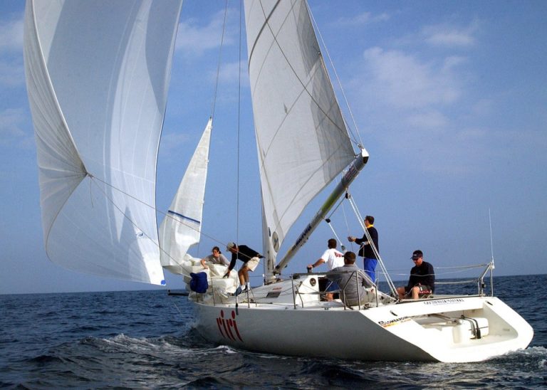 Read more about the article How could sailing schools benefit from Onboard Space?